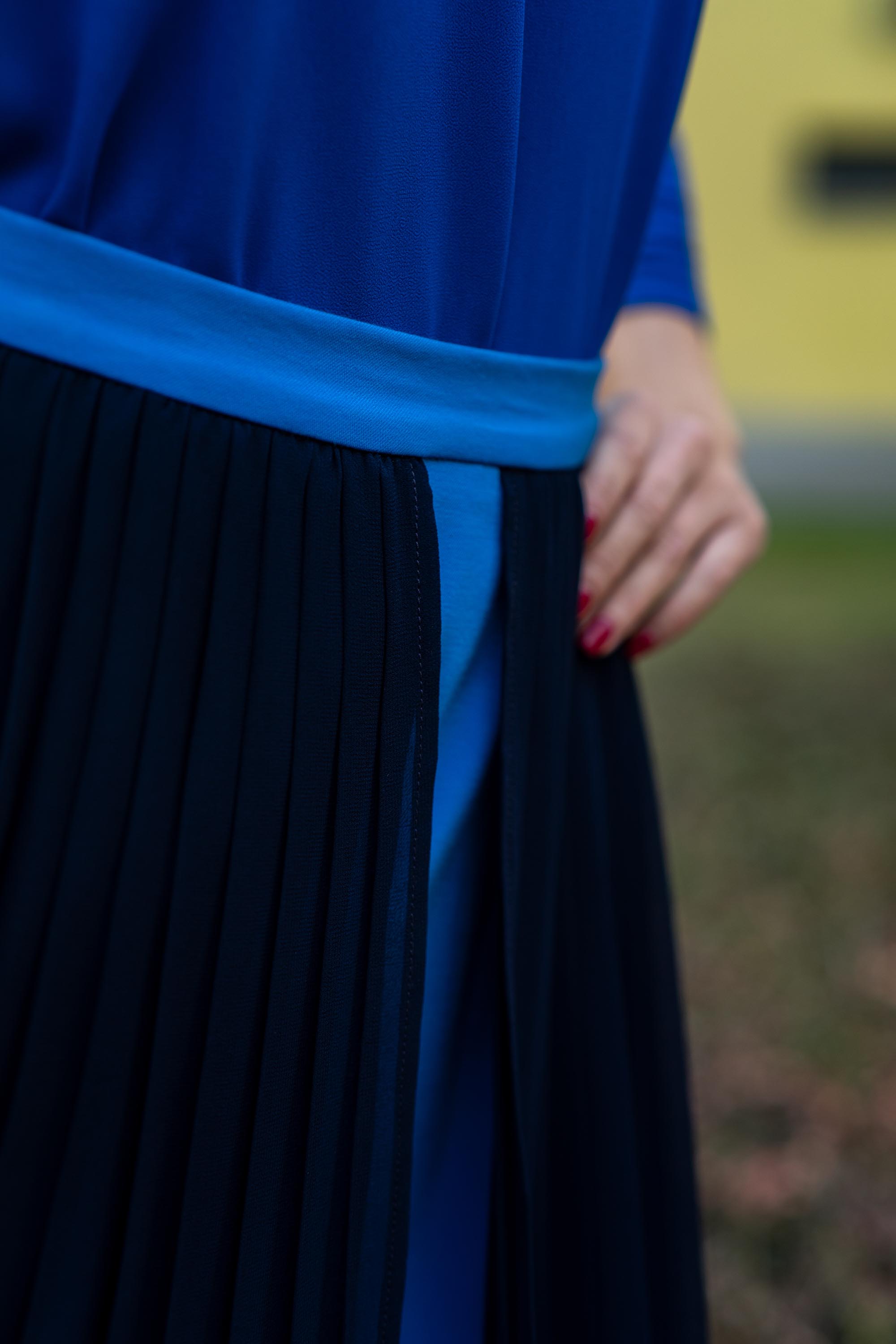 Blue pleated frill skirt